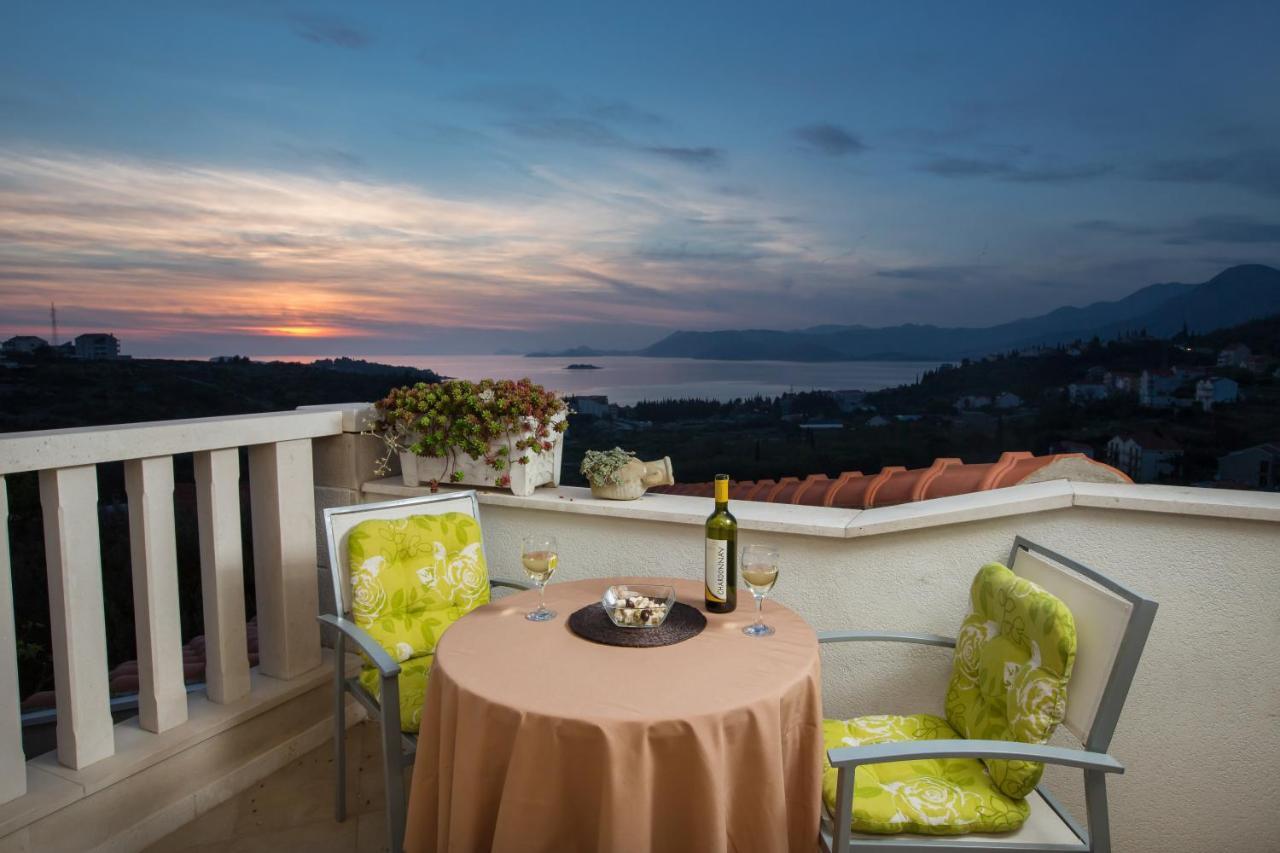 Apartments Carol Cavtat Bagian luar foto